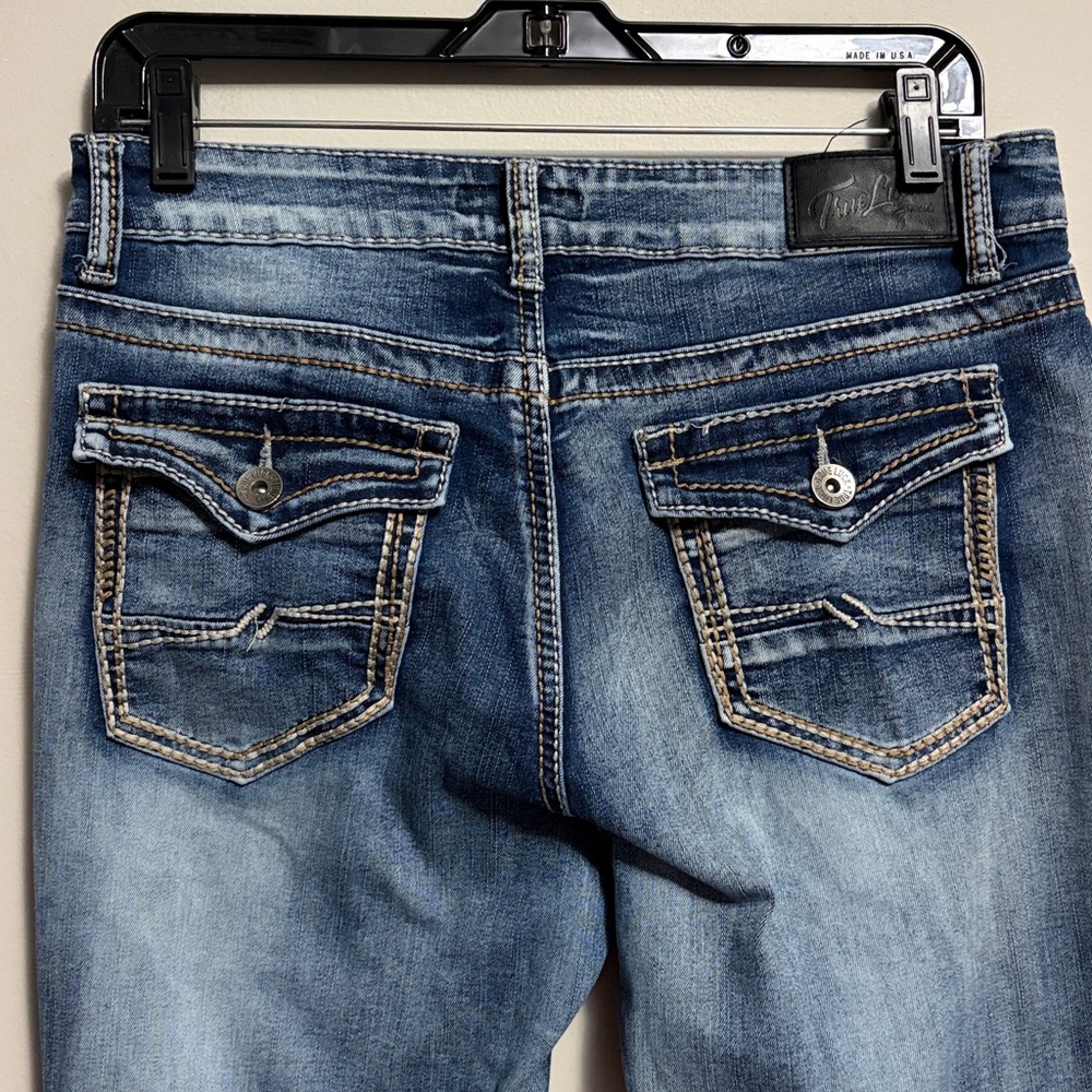 True Luck Classic Women's Blue Flared Jeans 13/14 thick stitch - Picture 3 of 4